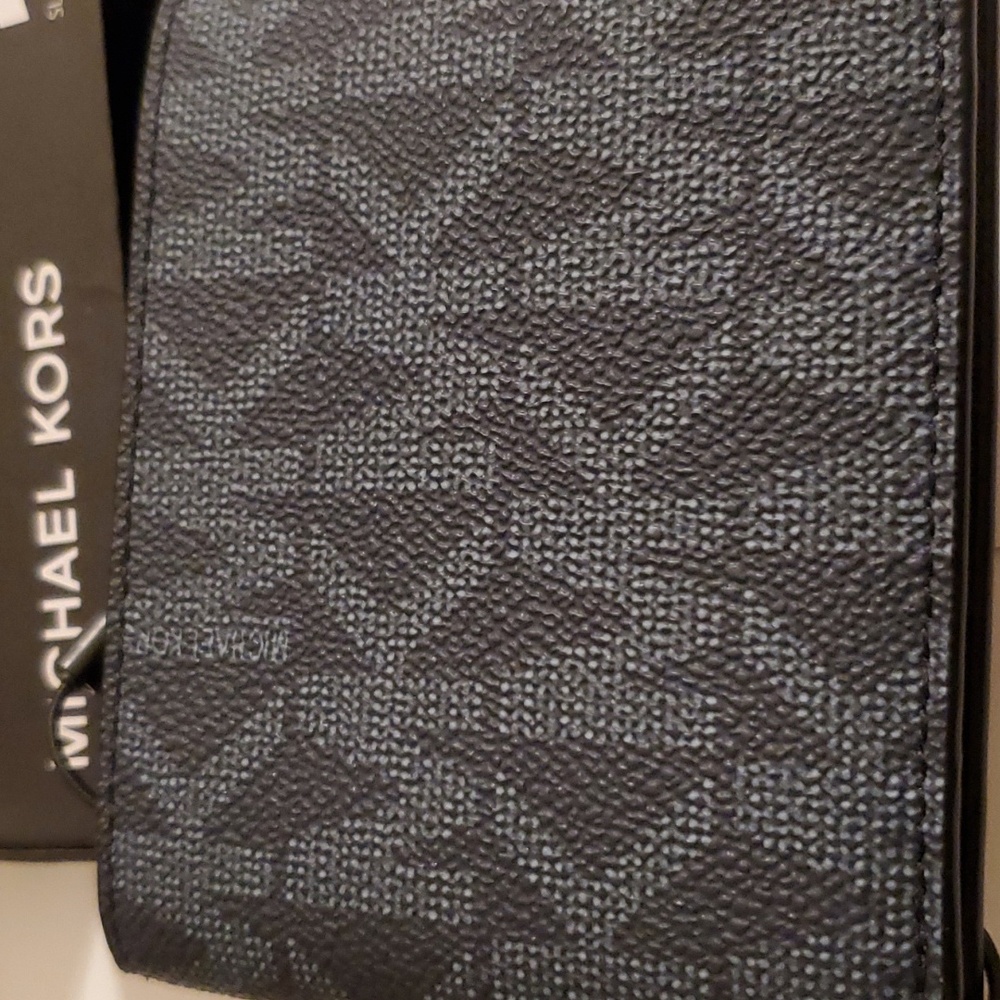 New authentic Michael kors leather mens wallet - Picture 2 of 7